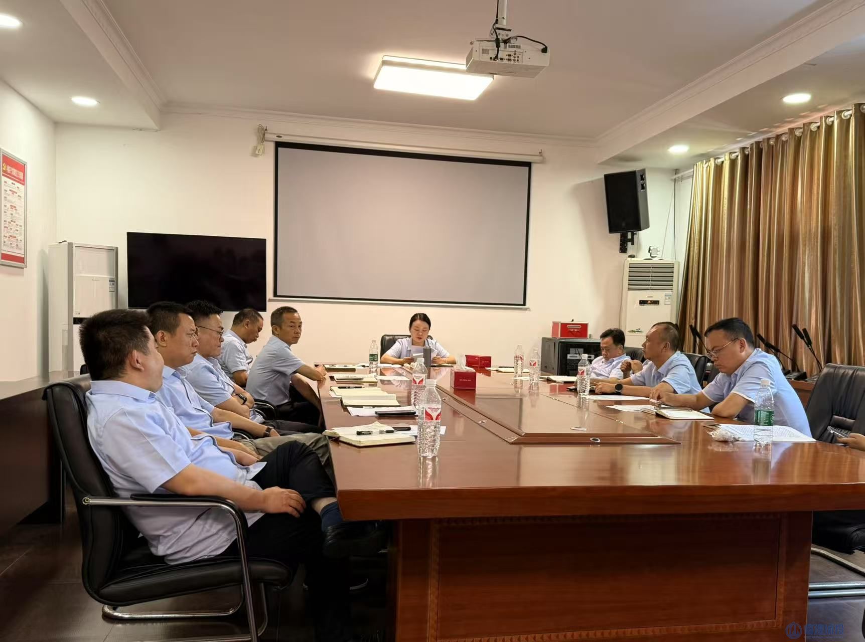 严守中央八项规定铁律 锻造清廉实干betway必威队伍——betway必威组织开展“七一”专题廉政党课活动